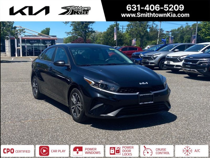Certified 2022 Kia Forte LXS image 1
