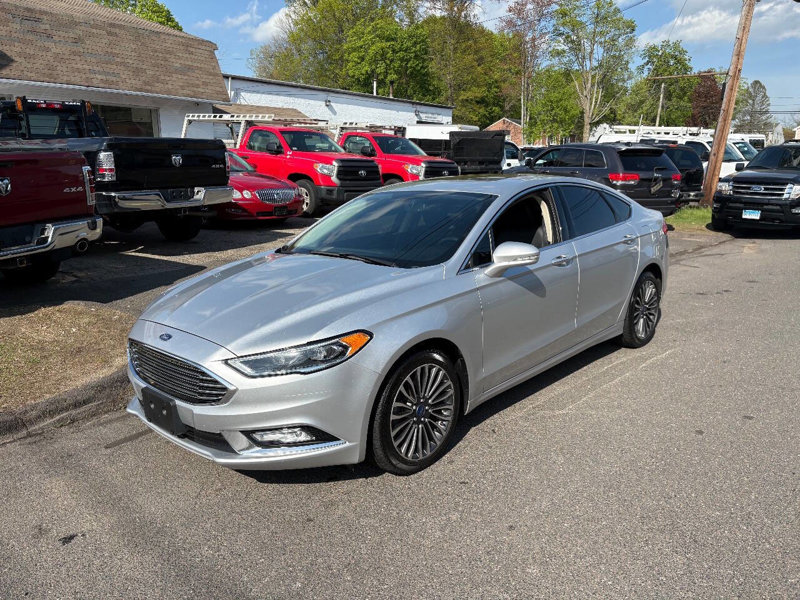 Used 2017 Ford Fusion SE w/ Fusion SE Technology Package image 1