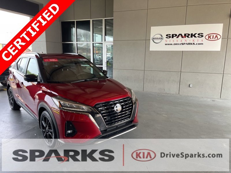 Certified 2022 Nissan Kicks SR image 1