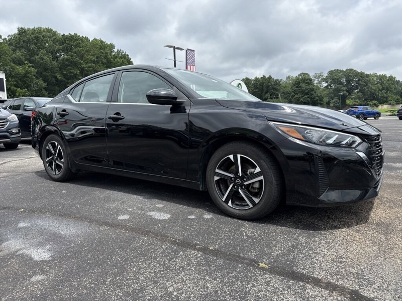 Used 2024 Nissan Sentra SV image 1