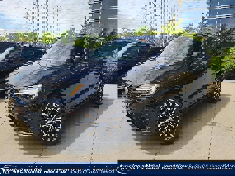 Certified 2025 Volvo XC60 B5 Plus w/ Protection Package Premier image 1