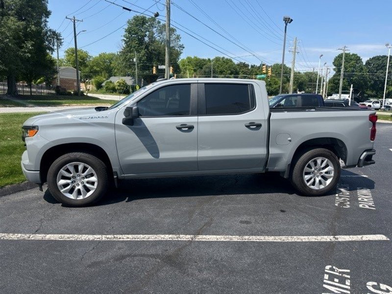 Certified 2024 Chevrolet Silverado 1500 Custom image 1