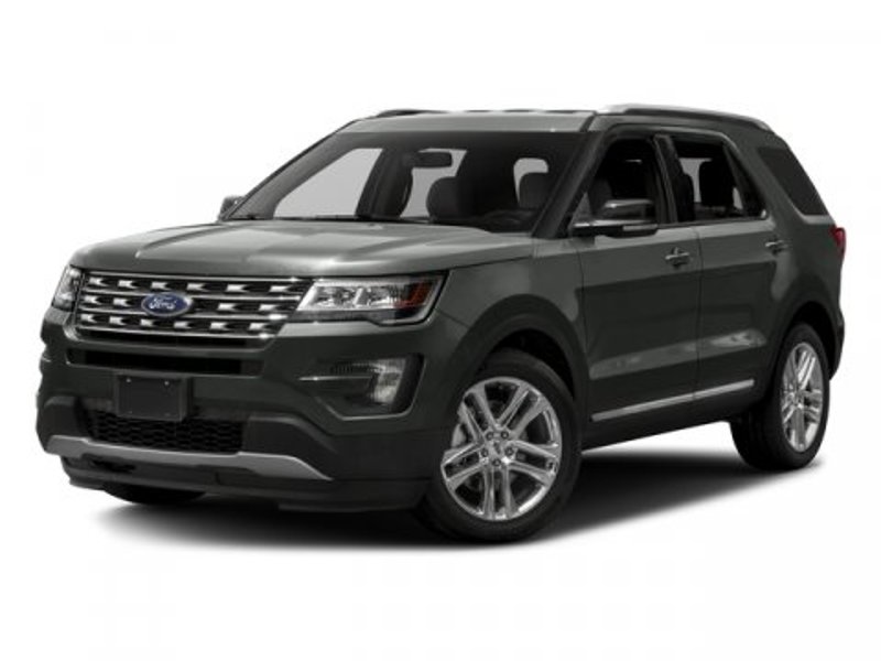 Used 2016 Ford Explorer XLT w/ Equipment Group 202A image 1