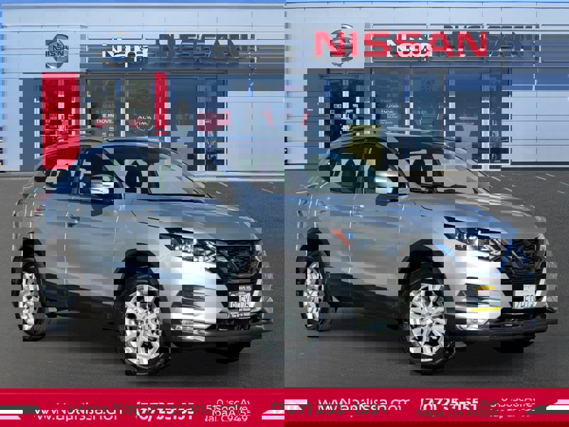 Certified 2022 Nissan Rogue Sport SV image 1