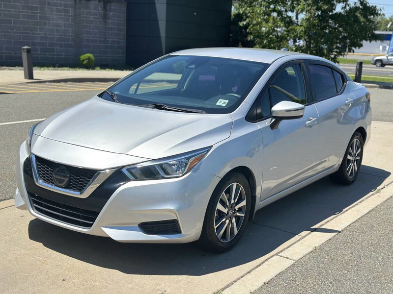 Used 2020 Nissan Versa SV image 1