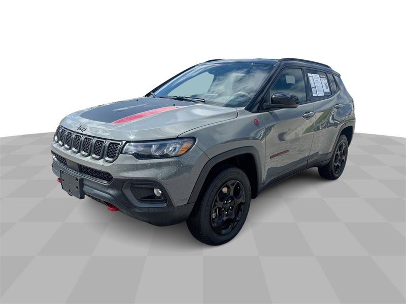 Used 2023 Jeep Compass Trailhawk image 1