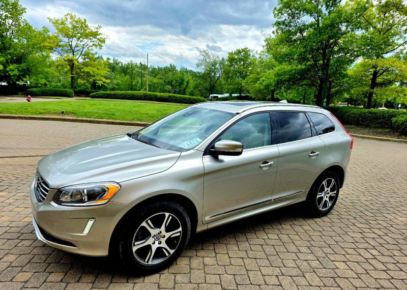 Used 2014 Volvo XC60 T6 image 1