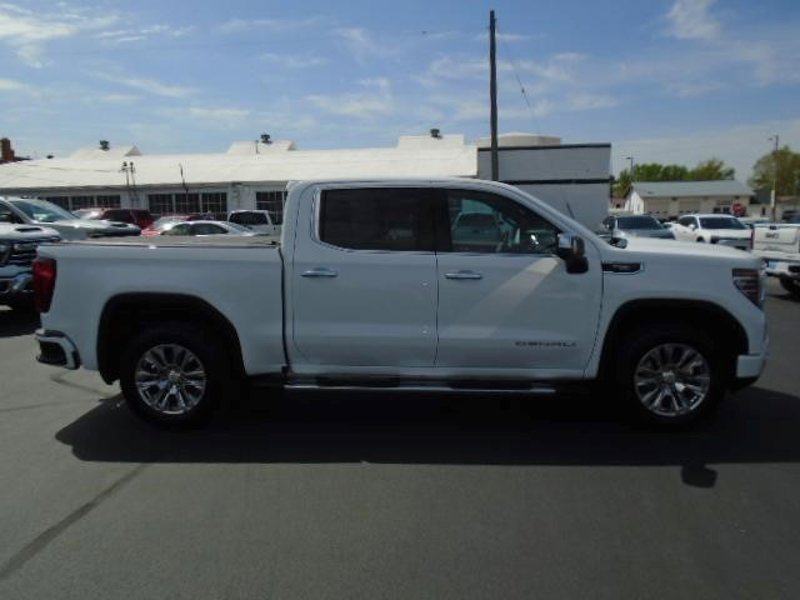 Certified 2022 GMC Sierra 1500 Denali w/ Denali Carbonpro Edition image 1
