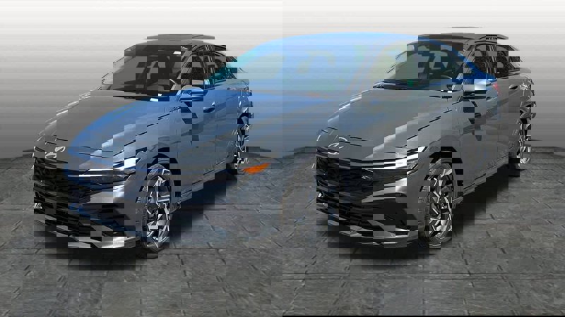 Certified 2025 Hyundai Elantra SEL w/ Cargo Package image 1