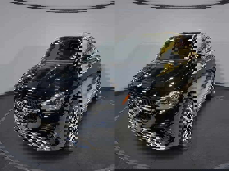 Certified 2025 Mercedes-Benz GLA 250 4MATIC image 1