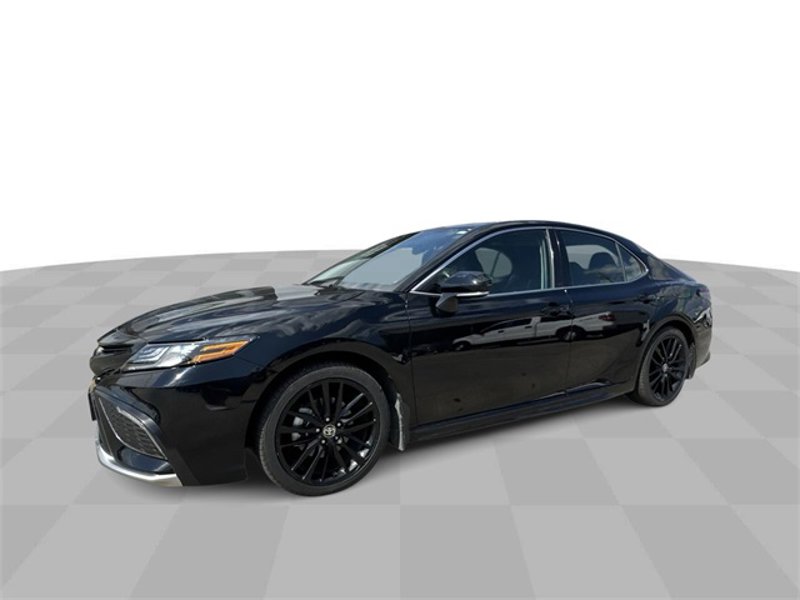 Used 2023 Toyota Camry XSE image 1
