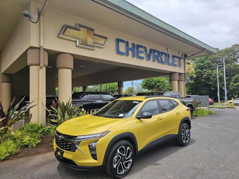 New 2025 Chevrolet Trax RS w/ Driver Confidence Package image 1