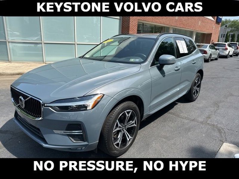 Certified 2022 Volvo XC60 B5 Momentum w/ Climate Package image 1