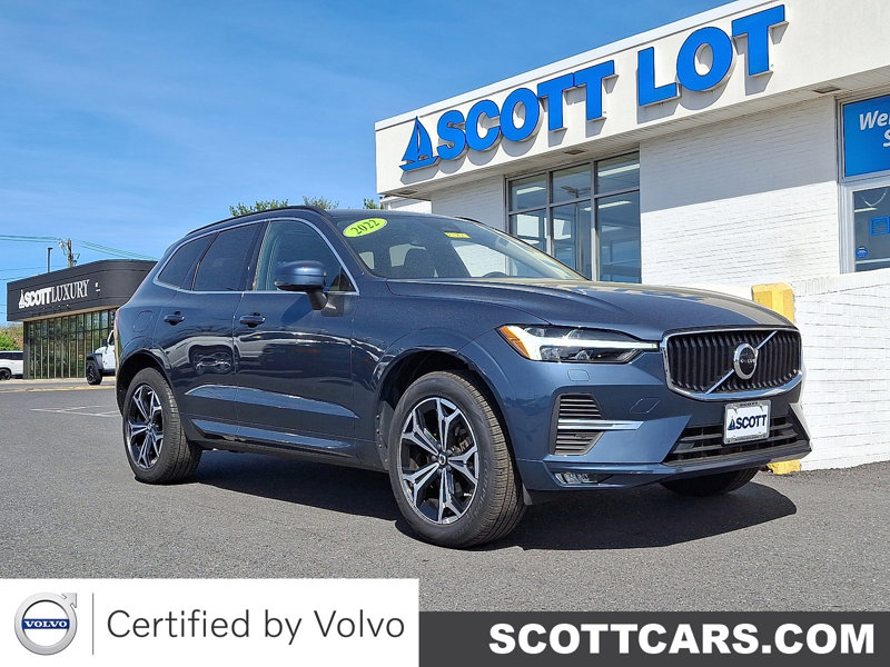 Certified 2022 Volvo XC60 B5 Momentum w/ Climate Package image 1