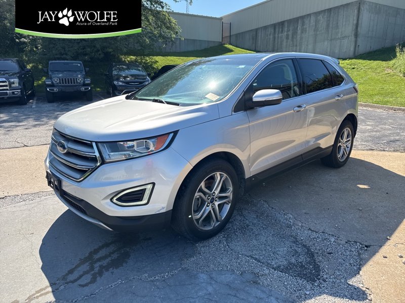 Used 2016 Ford Edge Titanium image 1