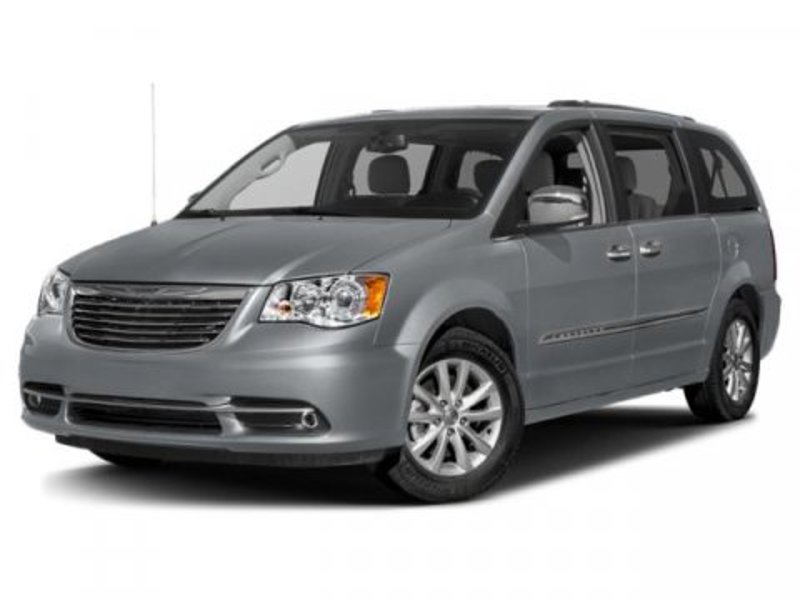 Used 2015 Chrysler Town & Country Limited Platinum image 1