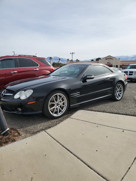 Used 2005 Mercedes-Benz SL 600 image 1