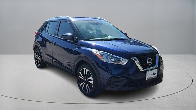 Certified 2020 Nissan Kicks SV image 1