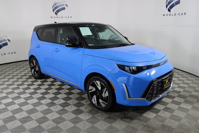 Certified 2024 Kia Soul GT-Line image 1