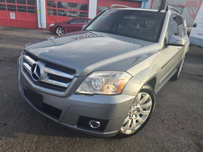 Used 2012 Mercedes-Benz GLK 350 4MATIC image 1