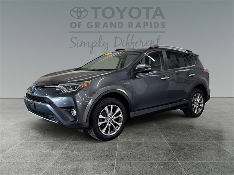Used 2017 Toyota RAV4 Limited image 1