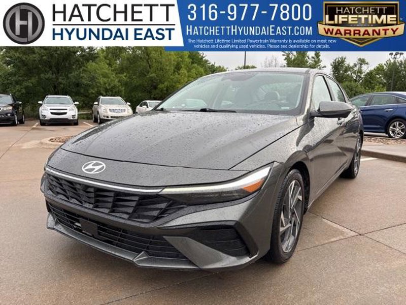 Certified 2024 Hyundai Elantra Limited image 1