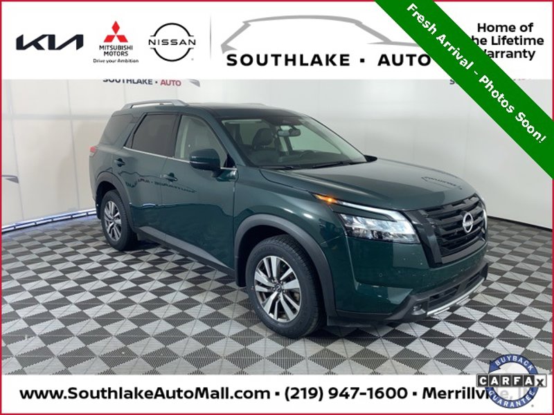 Certified 2022 Nissan Pathfinder SL image 1