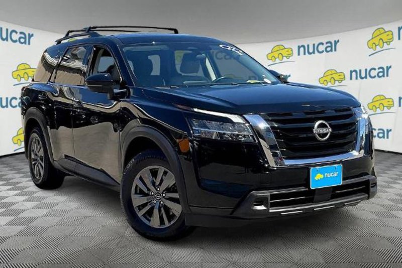 Certified 2022 Nissan Pathfinder SV image 1