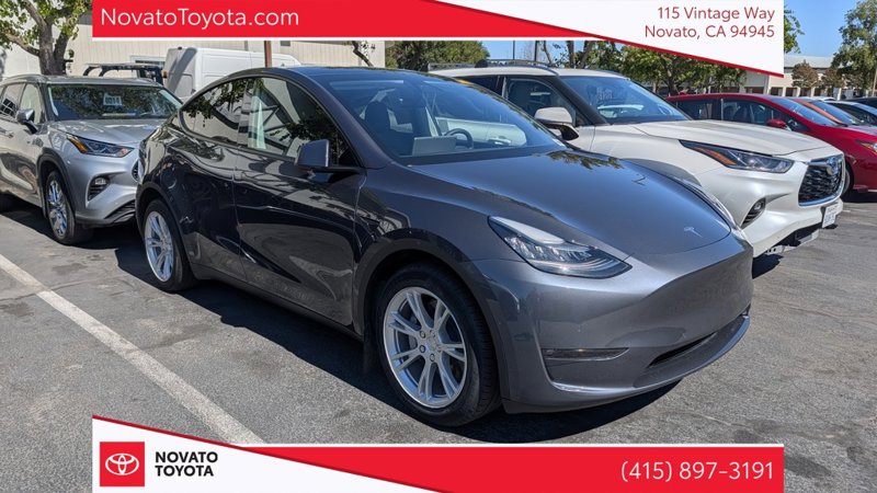 Used 2021 Tesla Model Y Long Range image 1