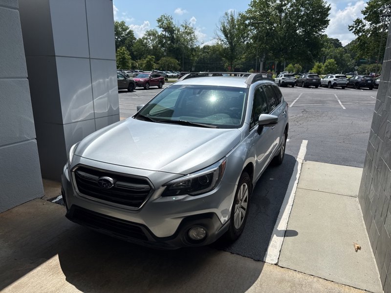 Used 2018 Subaru Outback 2.5i Premium image 1