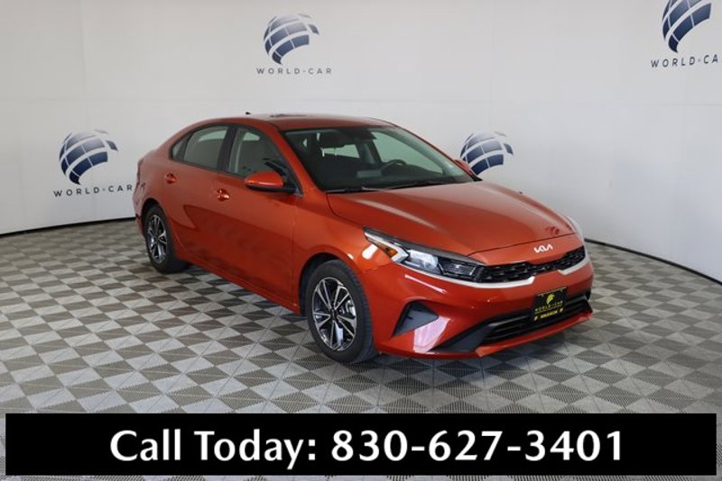 Certified 2024 Kia Forte LXS image 1