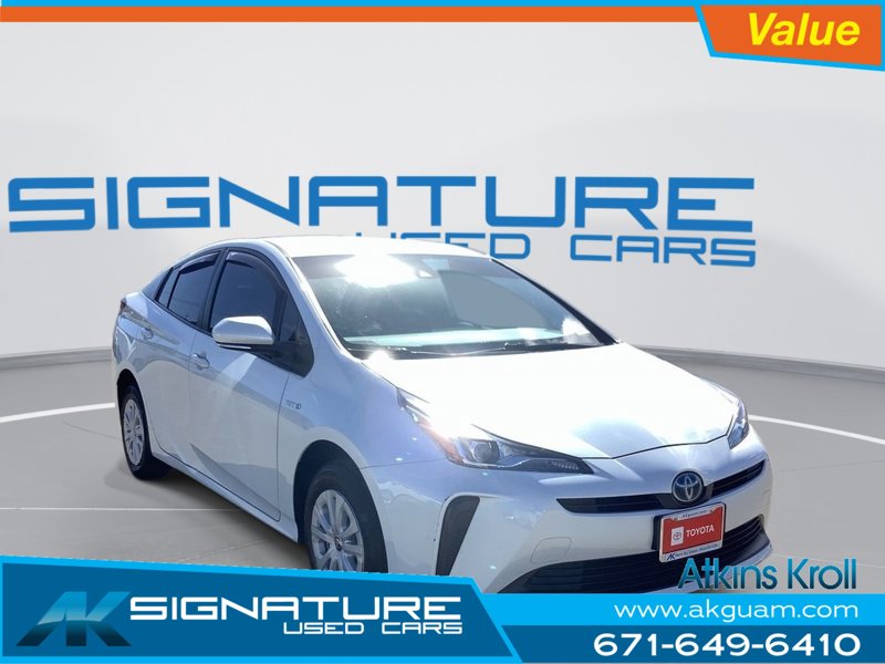Used 2021 Toyota Prius image 1
