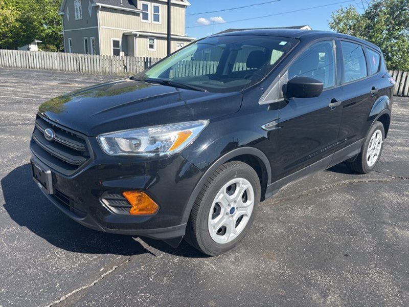Used 2017 Ford Escape S image 1