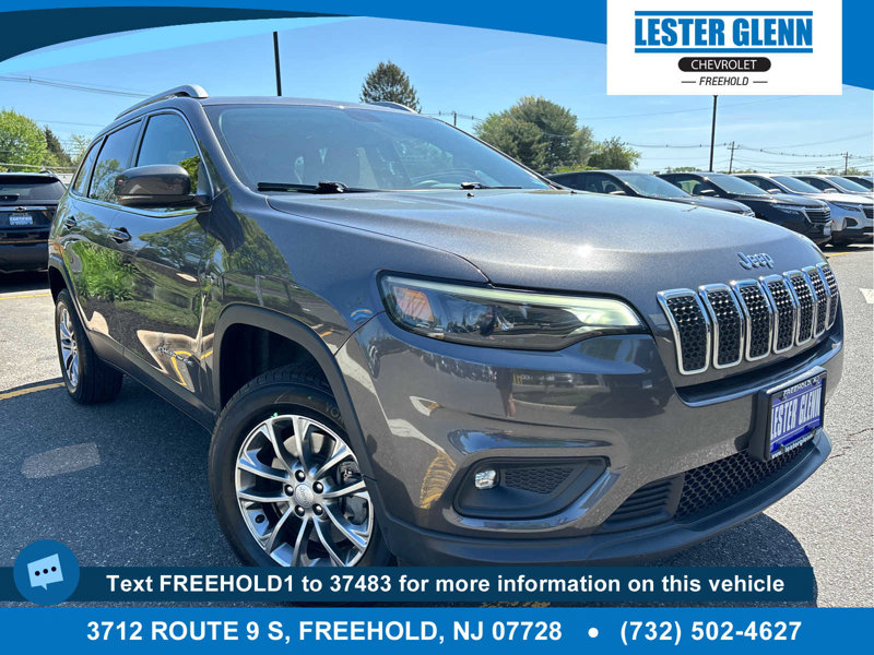Used 2019 Jeep Cherokee Latitude Plus w/ Comfort/Convenience Group image 1