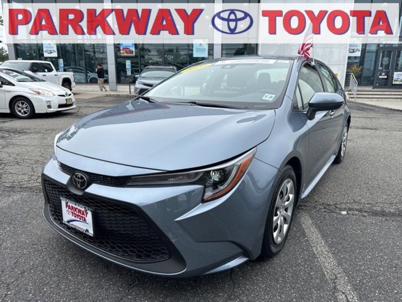 Certified 2020 Toyota Corolla LE image 1