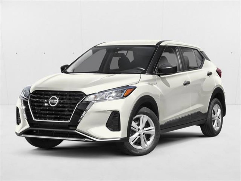 Used 2022 Nissan Kicks S image 1