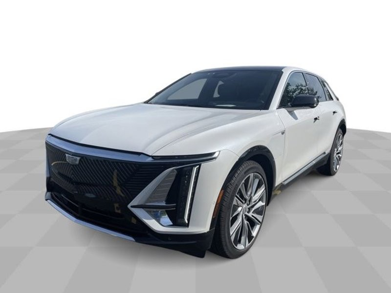 Certified 2024 Cadillac Lyriq Luxury w/ LPO, Floor Liner Package image 1