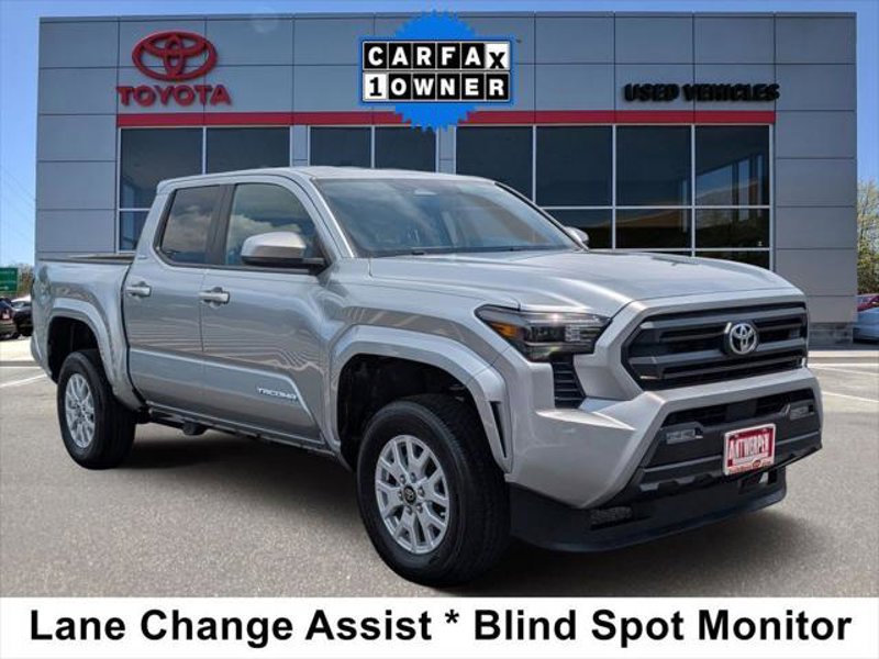 Certified 2024 Toyota Tacoma SR5 image 1