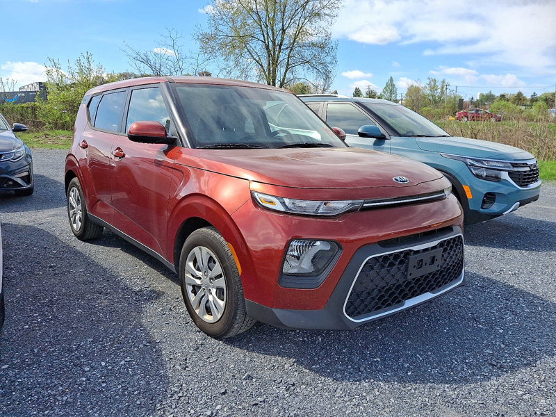 Certified 2021 Kia Soul LX image 1