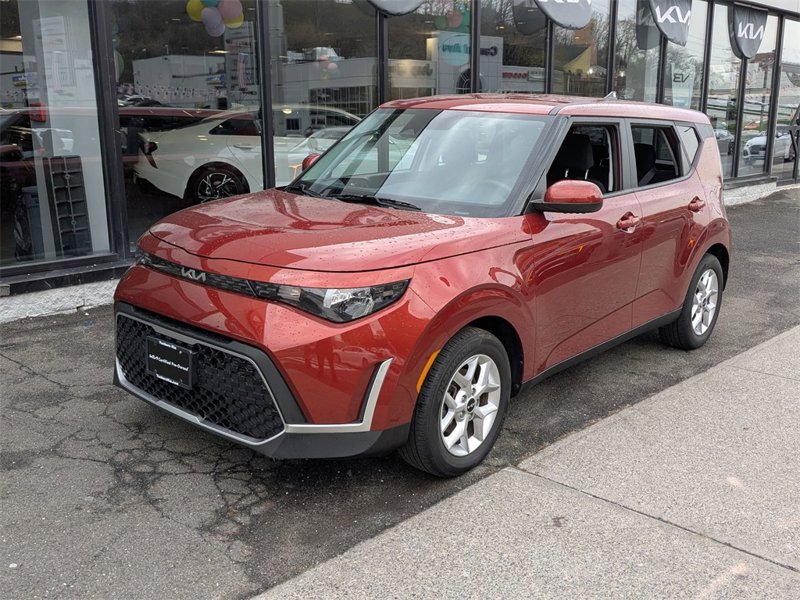Certified 2023 Kia Soul LX w/ LX Technology Package image 1