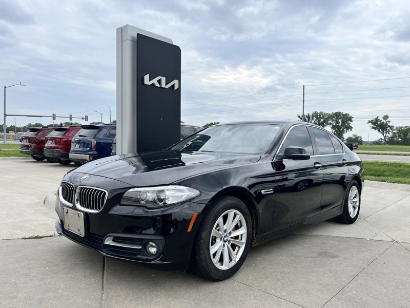 Used 2016 BMW 528i xDrive Sedan image 1