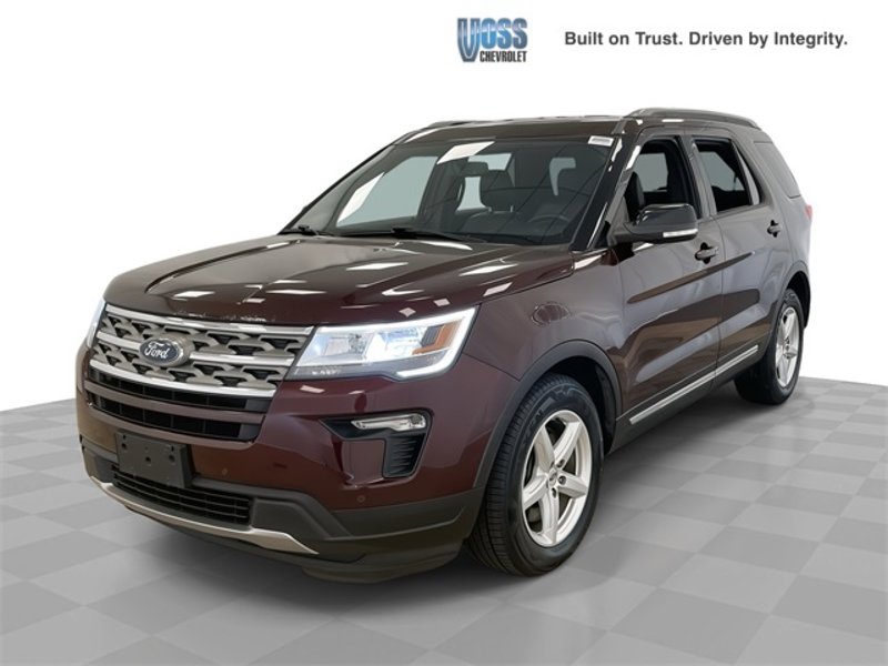 Used 2018 Ford Explorer XLT w/ Equipment Group 202A image 1