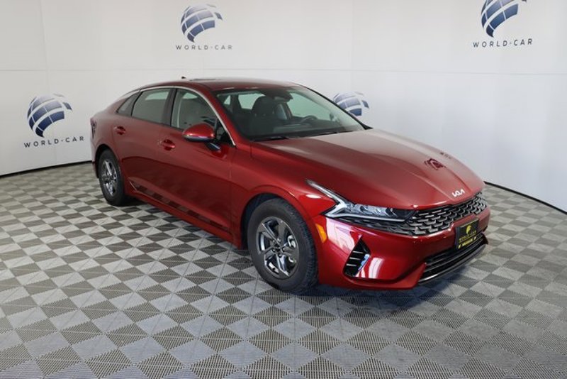 Certified 2024 Kia K5 LXS image 1
