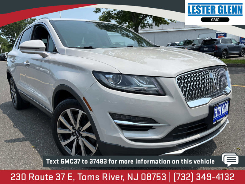 Used 2019 Lincoln MKC Reserve w/ MKC Climate Package image 1
