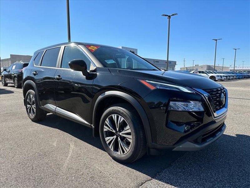 Certified 2023 Nissan Rogue SV image 1