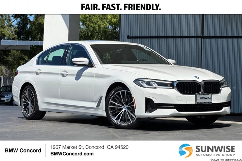 Certified 2022 BMW 530i w/ Convenience Package image 1