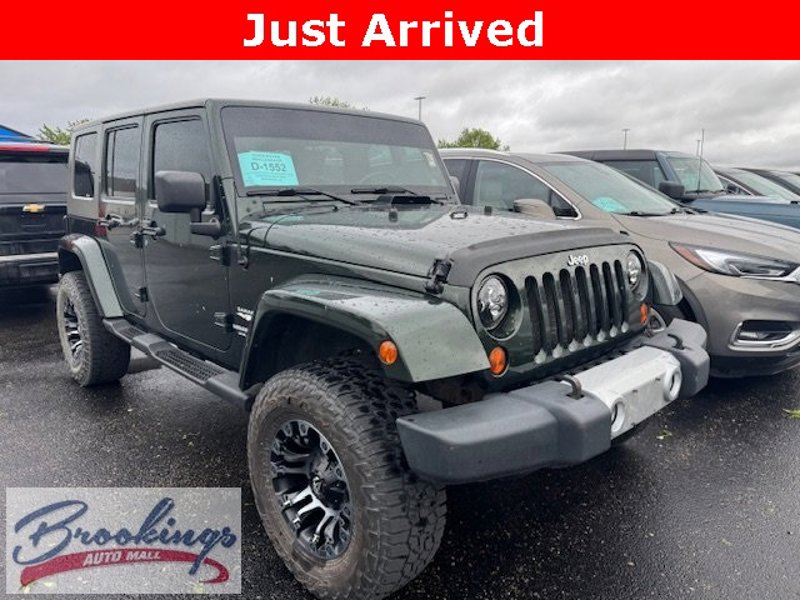 Used 2010 Jeep Wrangler Unlimited Sahara w/ Trailer Tow Group image 1