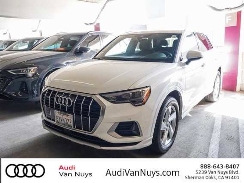 Certified 2022 Audi Q3 2.0T Premium image 1