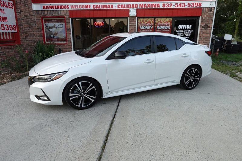 Used 2020 Nissan Sentra SR w/ Premium Package image 1
