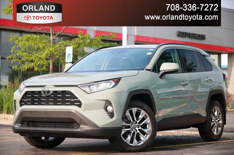 Certified 2021 Toyota RAV4 XLE Premium image 1
